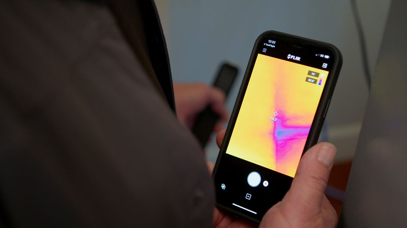 FLIR ONE Edge Series per ispezione domestica